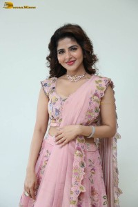 actress iswarya menon beautiful photoshoot in a pink dress