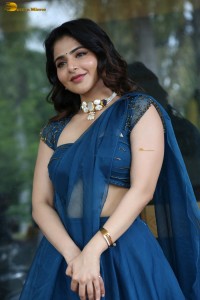 actress Iswarya Menon beautiful in a blue dress
