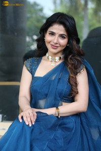 actress Iswarya Menon beautiful in a blue dress