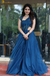 actress Iswarya Menon beautiful in a blue dress