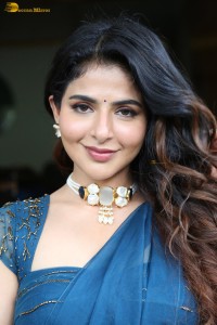 actress Iswarya Menon beautiful in a blue dress