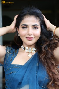 actress Iswarya Menon beautiful in a blue dress
