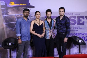 Jersey movie new trailer launch attended by Shahid Kapoor and Mrunal Thakur