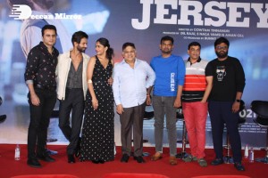 The film JERSEY Trailer Launch attended by Shahid Kapoor, Mrunal Thakur, Allu Aravind and Dil Raju