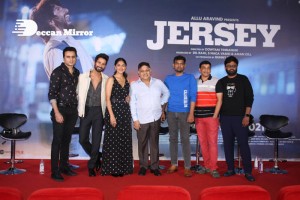 The film JERSEY Trailer Launch attended by Shahid Kapoor, Mrunal Thakur, Allu Aravind and Dil Raju