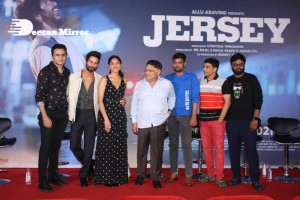 The film JERSEY Trailer Launch attended by Shahid Kapoor, Mrunal Thakur, Allu Aravind and Dil Raju