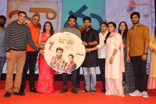 Telugu Movie Jaanu Movie Events attended by Samantha Akkineni and Sharwanand