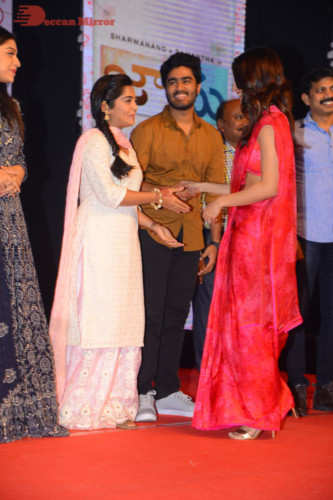 Telugu Movie Jaanu Movie Events attended by Samantha Akkineni and Sharwanand