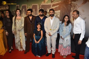 Jaat Screening attended by Sunny Deol, Dharmendra, Regina, Urvashi Rautela, and Randeep Hooda