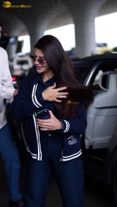 actress Jacqueline Fernandez chic look at mumbai airport