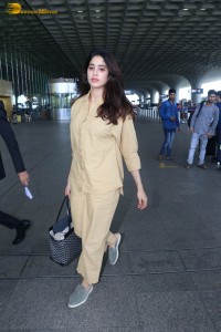 actress janhvi kapoor in brown overalls at airport