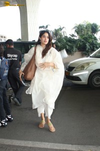 Janhvi Kapoor cute in a stylish white salwar dress at mumbai airport