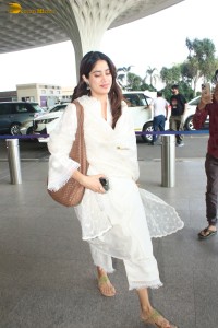 Janhvi Kapoor cute in a stylish white salwar dress at mumbai airport