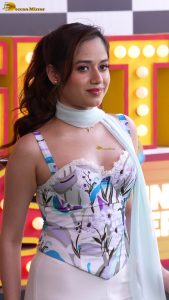 Indian tv and bollywood actress Jannat Zubair stylish in a low neck top