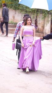 actress Jannat Zubair pretty in a pink dress
