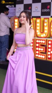 actress Jannat Zubair pretty in a pink dress