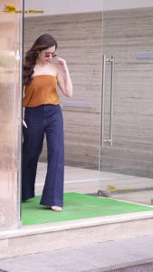 actress Jannat Zubair cute and sexy in a orange top