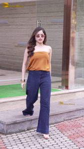 actress Jannat Zubair cute and sexy in a orange top