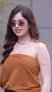 actress Jannat Zubair cute and sexy in a orange top
