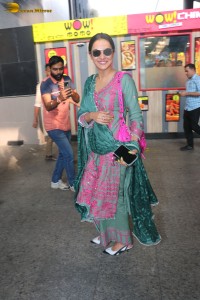 jasmin bhasin pretty in a salwar kameez at the airport