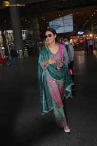 jasmin bhasin pretty in a salwar kameez at the airport