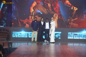 Jawan Success Meet attended by Shah Rukh Khan, Deepika Padukone, Vijay Sethupathi, and others
