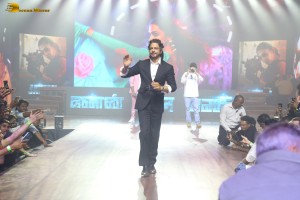 Jawan Success Meet attended by Shah Rukh Khan, Deepika Padukone, Vijay Sethupathi, and others