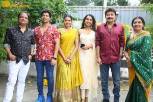 Jilebi movie launch attended by Shivani Rajashekar, Rajashekar, Jeevitha, Trivikram Srinivas and Eesha Rebba