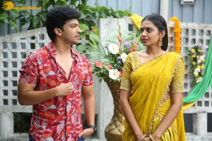 Jilebi movie launch attended by Shivani Rajashekar, Rajashekar, Jeevitha, Trivikram Srinivas and Eesha Rebba