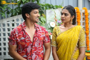 Jilebi movie launch attended by Shivani Rajashekar, Rajashekar, Jeevitha, Trivikram Srinivas and Eesha Rebba