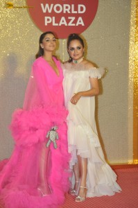 Jio World Plaza Launch attended by Shruti Haasan, Deepika Padukone, Rashmika Mandanna, Hansika Motwani, Janhvi Kapoor, Sara Ali Khan, Sonam Kapoor, Madhuri Dixit, and others.