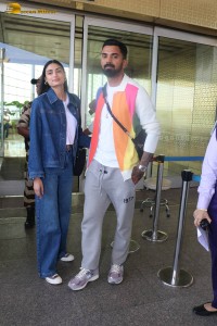 KL Rahul and Athiya Shetty spotted at the Airport after their marriage