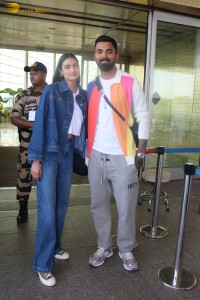 KL Rahul and Athiya Shetty spotted at the Airport after their marriage