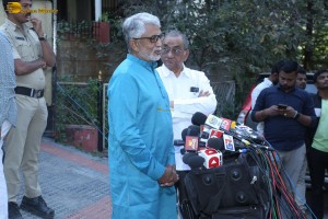 Family and Friends including Chiranjeevi and Daggubati Suresh pay last respects to K Viswanath