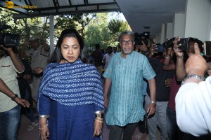 Family and Friends including Chiranjeevi and Daggubati Suresh pay last respects to K Viswanath