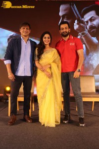 Kaduva trailer launch attended by Prithviraj Sukumaran, Vivek Oberoi and Samyukta Menon