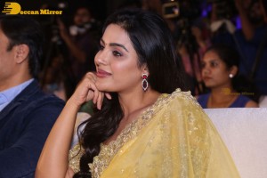 Kaduva trailer launch attended by Prithviraj Sukumaran, Vivek Oberoi and Samyukta Menon