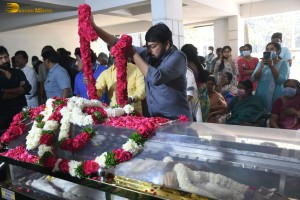Friends and Family including Chiranjeevi and Pawan Kalyan paid their last respects to Kaikala Satyanarayana
