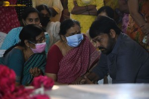 Friends and Family including Chiranjeevi and Pawan Kalyan paid their last respects to Kaikala Satyanarayana
