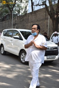 Friends and Family including Chiranjeevi and Pawan Kalyan paid their last respects to Kaikala Satyanarayana