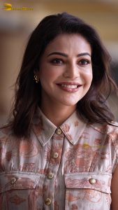 actress kajal aggarwal cute in rain