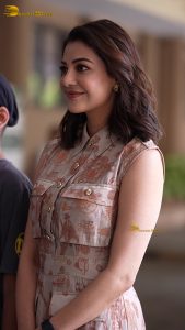 actress kajal aggarwal cute in rain