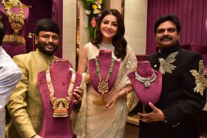 Kajal Aggarwal launches Devi Pavitra Jewellery Store in Kukatpally, Hyderabad