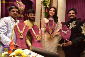 Kajal Aggarwal launches Devi Pavitra Jewellery Store in Kukatpally, Hyderabad