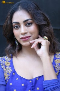 actress Kamakshi Bhaskarla cute in a blue salwar dress