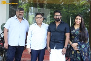 Kantara press meet attended by Rishab Shetty, Sapthami Gowda and Allu Aravind