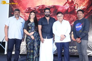 Kantara press meet attended by Rishab Shetty, Sapthami Gowda and Allu Aravind