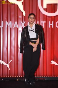 actress kareena kapoor stylish looks at an event