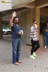 Actor couple Saif Ali Khan and Kareena Kapoor spotted at their house on Jan 23, 2024