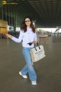 actress Karishma Tanna stylish in sunglasses